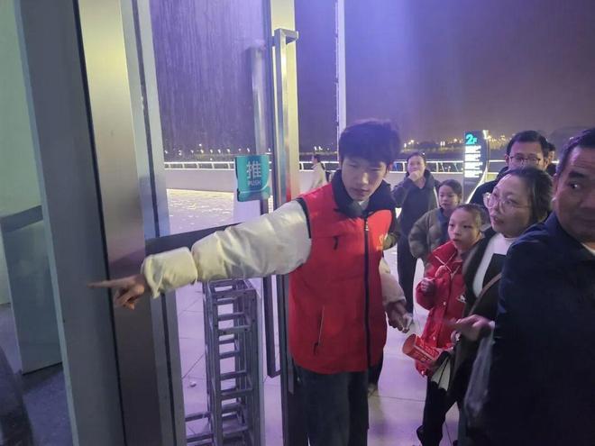 里程碑夜！山东男篮手感冰凉，意大利杯今晚刷纪录，赛场秩序良好，赛季目标并未改变的简单介绍-九游娱乐